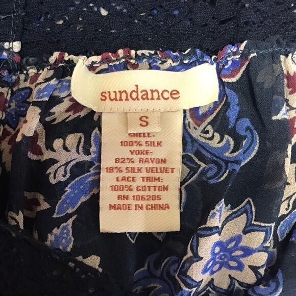 Sundance Blue Velvet Silk Floral Blouse Size S - Picture 7 of 7